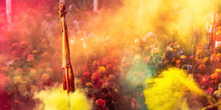 holi celebrate
